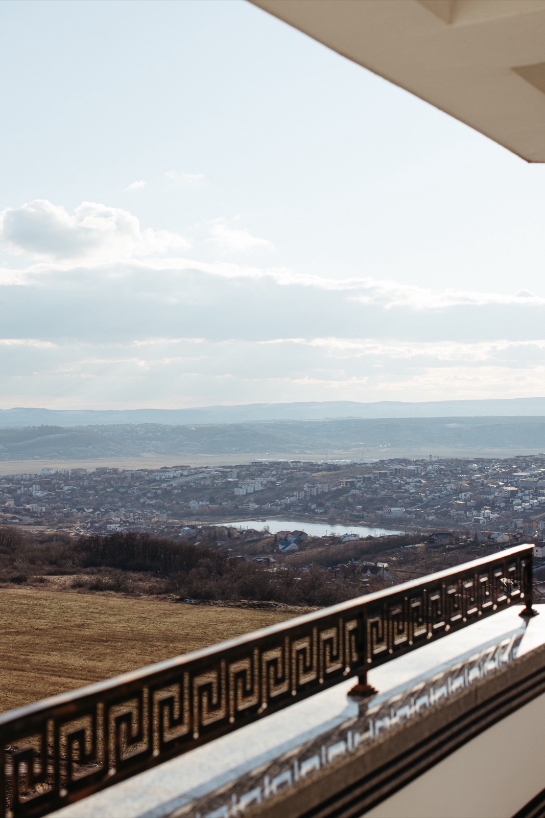 Royal Town Copou — priveliște panoramică de pe balcon